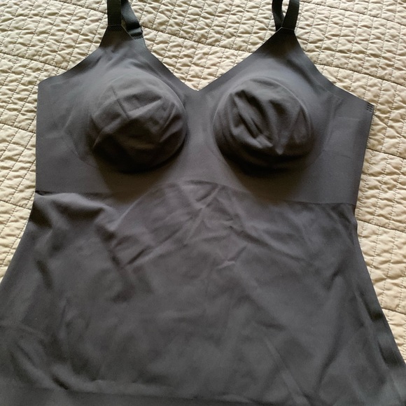 Knix Luxlift Tank - NEW - Picture 6 of 6